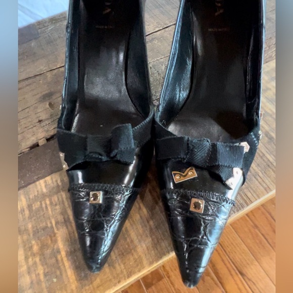 The ULTIMATE Vintage PRADA pumps, size 38, lots of detail, Edgy, VIDEO - Picture 1 of 2